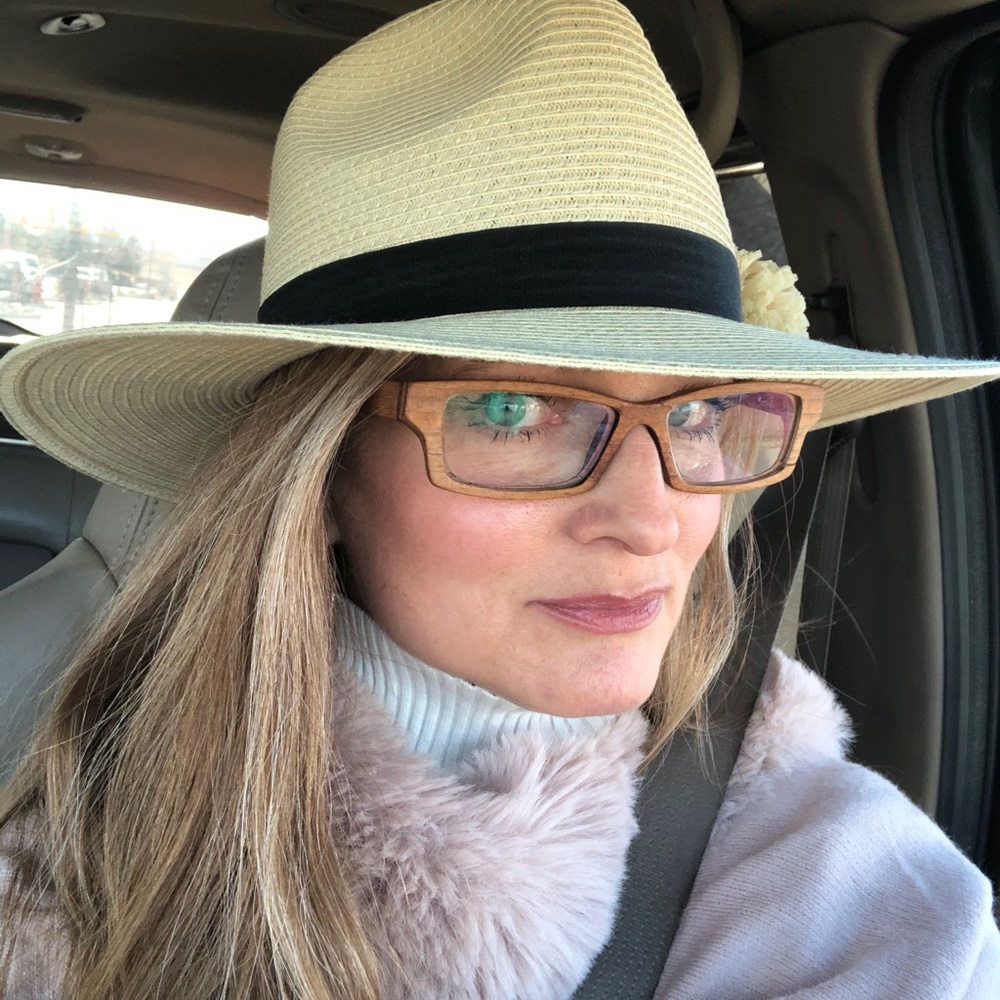 Meet your Posher, Heather